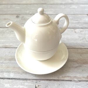 Tupperware Stackable Tea Set For One Tupper Living Teapot Teacup Saucer Set NEW